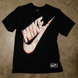 Nike T-Shirt